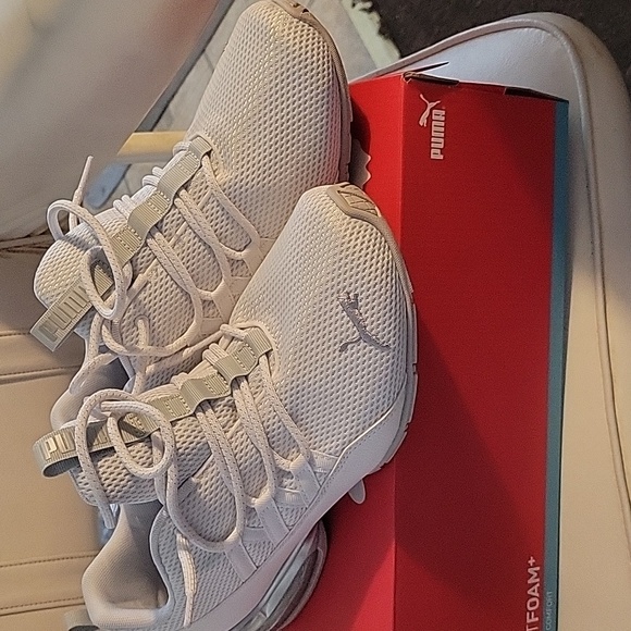 Puma Sneakers - Picture 1 of 3